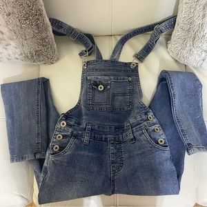 ❗️SOLD❗️Overall